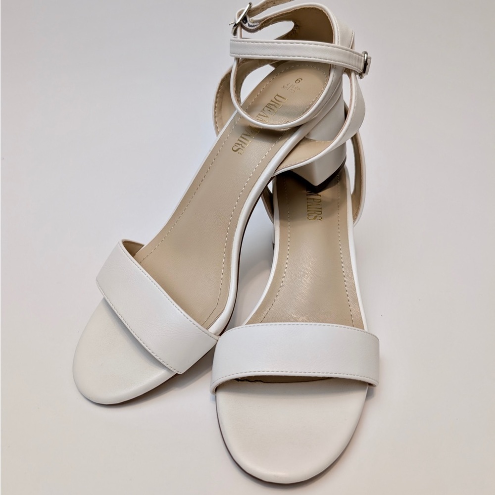 Dream Pairs Chic Stylish White Sandals w/ 2.5” Block Heels have a Padded Insole
